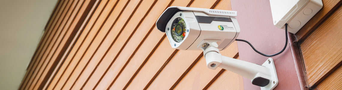 🌍 Availability of Genuine Accessories & Bundles